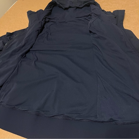 Lululemon Dance Studio full zip hooded jacket navy blue, pinstripe size 4 (S) - Picture 14 of 16